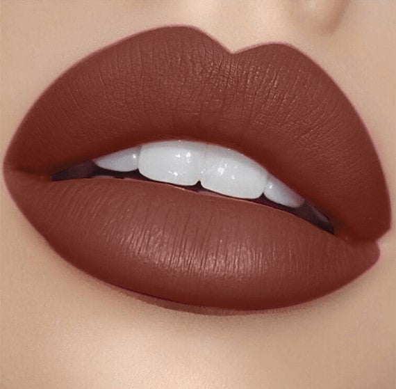 NEW Vinyl Lips Glossy Finish Lipstick